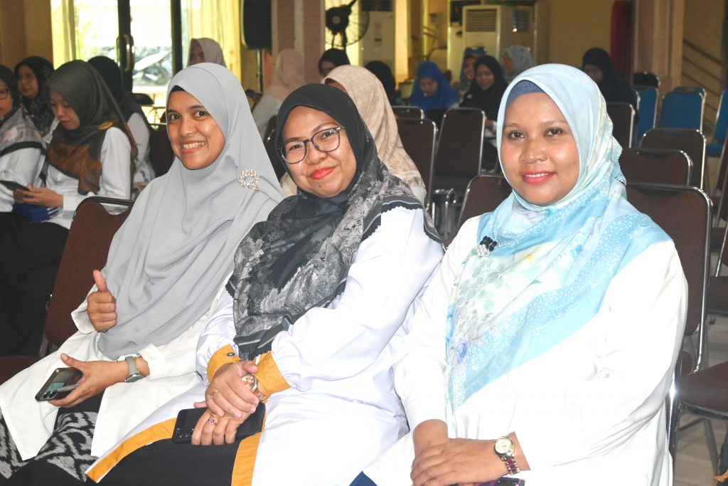 Para peserta saat cerita mengikuti acara (Foto:Humas/Jamal Ripani)