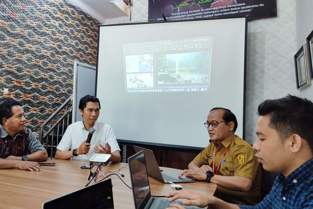 Sosialisasi penyelesaian sengketa di luar pengadilan.