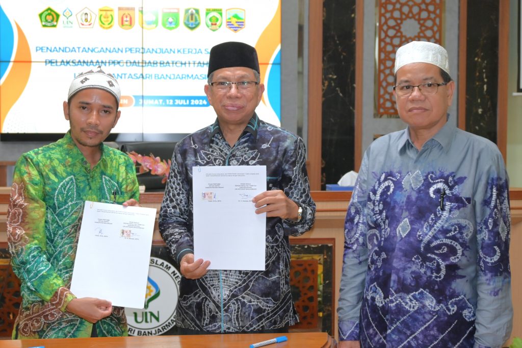 Perwakilan Balangan usai menandatangani PKS dengan LPTK UIN Antasari (Foto:Humas/Achmad Magfur)