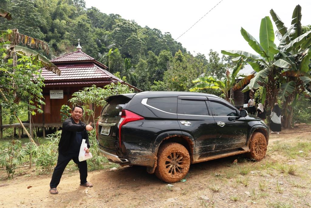 Asisten Ahli LP2M UIN Antasari Muhammad Fahmi Nurani, M.H. usai menerobos medan ekstrem (Foto:Humas/Achmad Magfur)