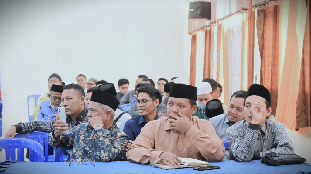 Dewan Ustaz Darul Hijrah Putri saat mengikuti acara (Foto:Humas/Jamal Ripani)