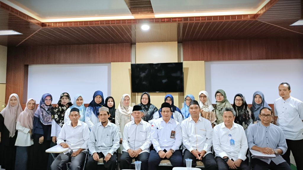 Foto bersama Karo AUPKK dengan Fakultas Dakwah dan Ilmu Komunikasi (Foto:Isminda Nadya)