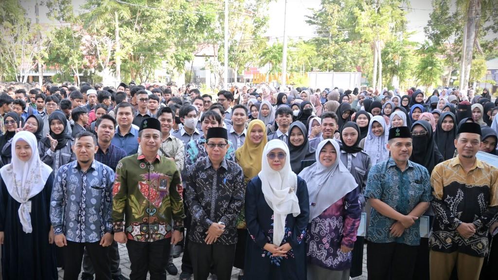 Foto bersama usai pembukaan (Foto Humas Jamal Ripani) - Copy