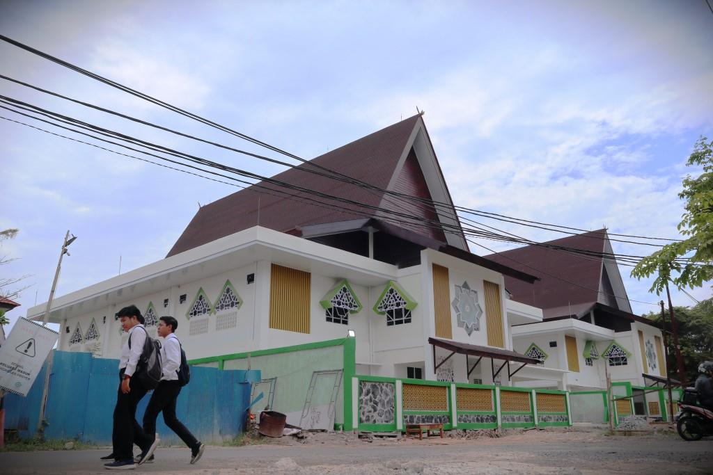 Gedung baru asrama Program Khusus Ulama UIN Antasari Banjarmasin yang baru rampung (Foto:Humas/Achmad Magfur)