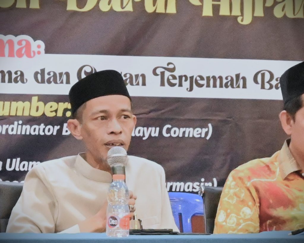 Wakil Pimpinan Ponpes Darul Hijrah Putri K.H. Abdullah Husin, S.Ag., M.Pd.I. saat memberikan sambutan (Foto:Humas/Jamal Ripani)