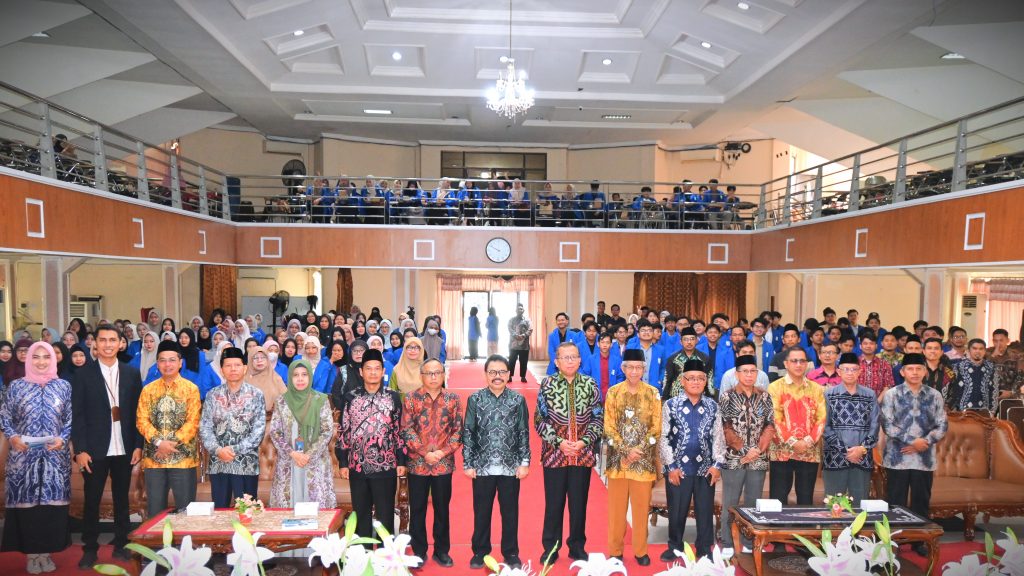 Foto bersama usai pembukaan (Foto:Humas/Jamal Ripani)