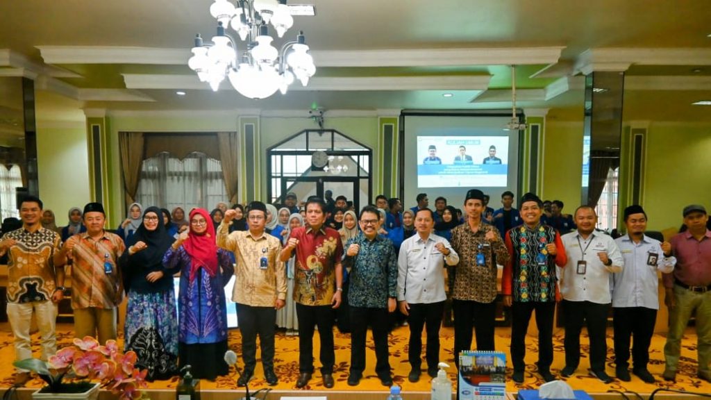 Foto bersama usai pembukaan (Foto:Humas/Jamal Ripani)