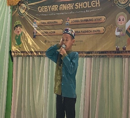 Lomba azan.