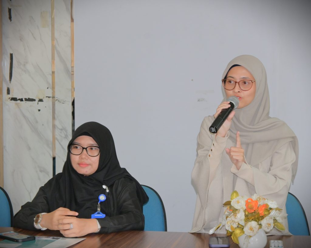 Najla Amaly, S.I.Kom., M.Med.Kom. saat memberikan sosialisasi (Foto:Humas/Achmad Magfur)