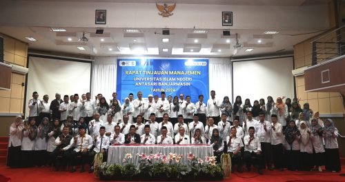 Foto bersama selesai acara. (Foto:Humas/Baiti Rahmi)