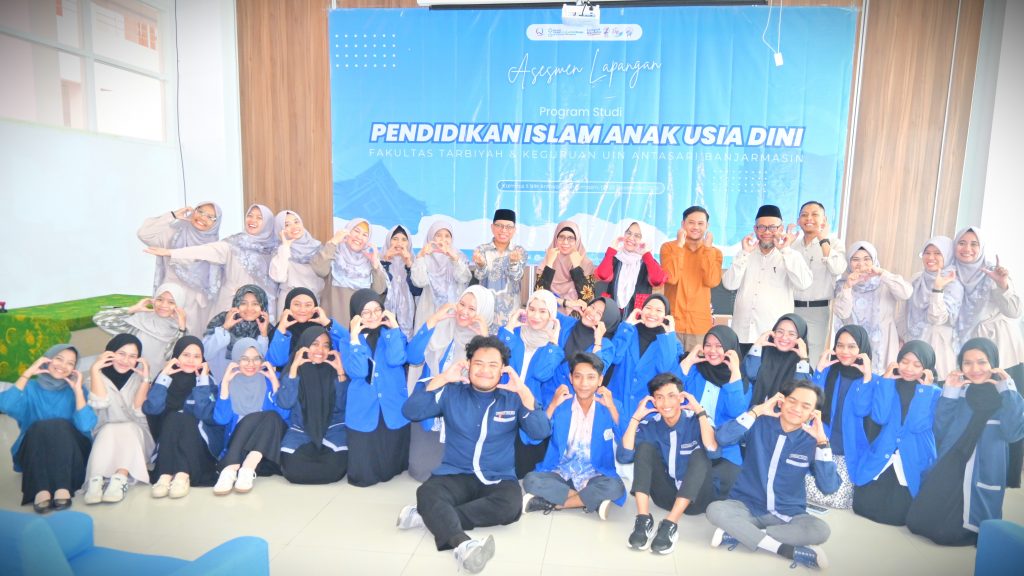 Foto bersama usai penutupan (Foto:Humas/Jamal Ripani)