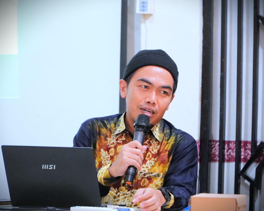 Abdi Rifan Husna, S.T. saat melakukan sosialisasi (Foto:Muhammad Hilman)