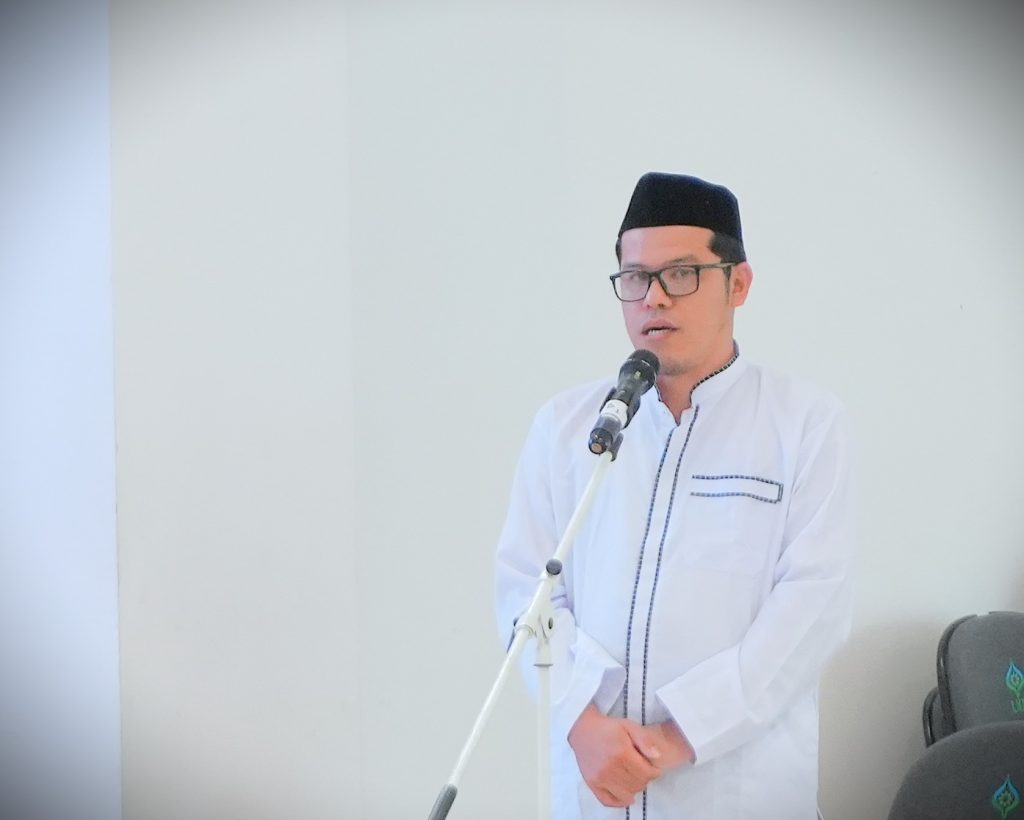 Imadduddin, M.A. saat menyosialisasikan Akun Orang Tua Wali Siakad (Foto:Humas/Baiti Rahmi)