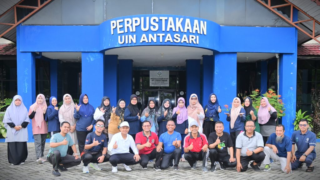 Foto bersama sebelum libur panjang senam pagi (Foto:Humas/Jamal Ripani)