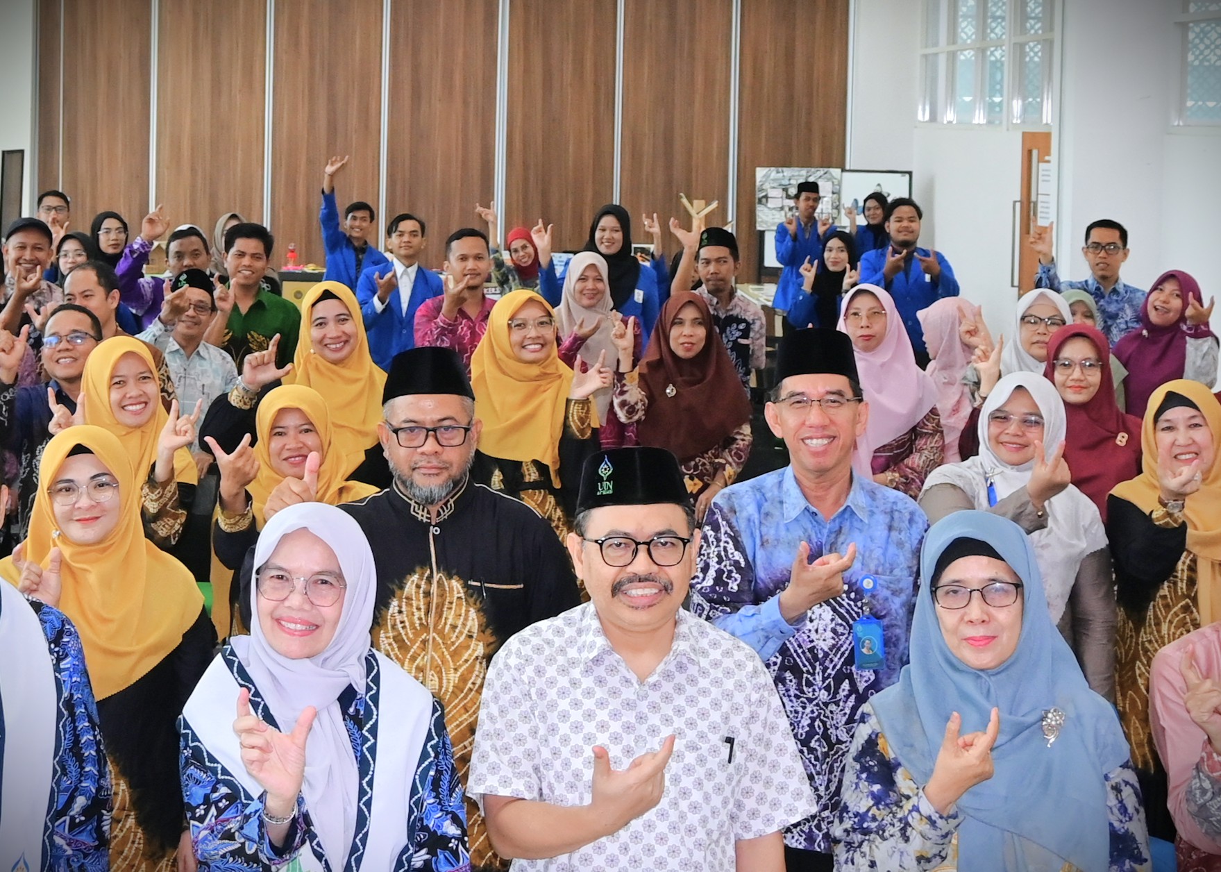 Rektor UIN Antasari Prof. Dr. H. Mujiburrahman, M.A. saat menghadiri pembukaan asesmen lapangan salah satu prodi peraih akreditasi Unggul (Foto:Humas)