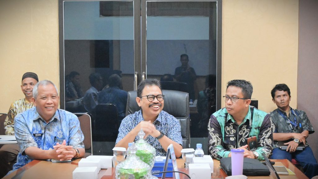 Rektor UIN Antasari saat membuka Bimtek (Foto:Zulkifli Ariyadi)