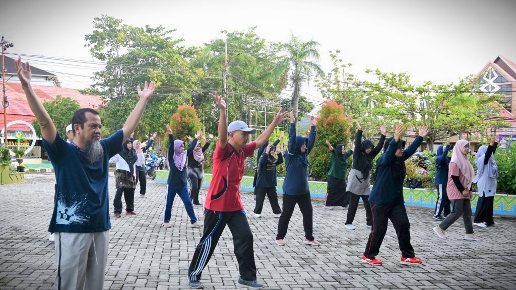 Suasana senam terakhir sebelum memasuki bulan puasa (Foto:Humas/Jamal Ripani)