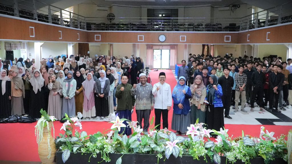 Foto bersama usai pembukaan (Foto:Humas/Jamal Ripani)