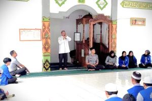 Warga binaan Rutan Kelas IIB Rantau saat mengikuti lomba azan.